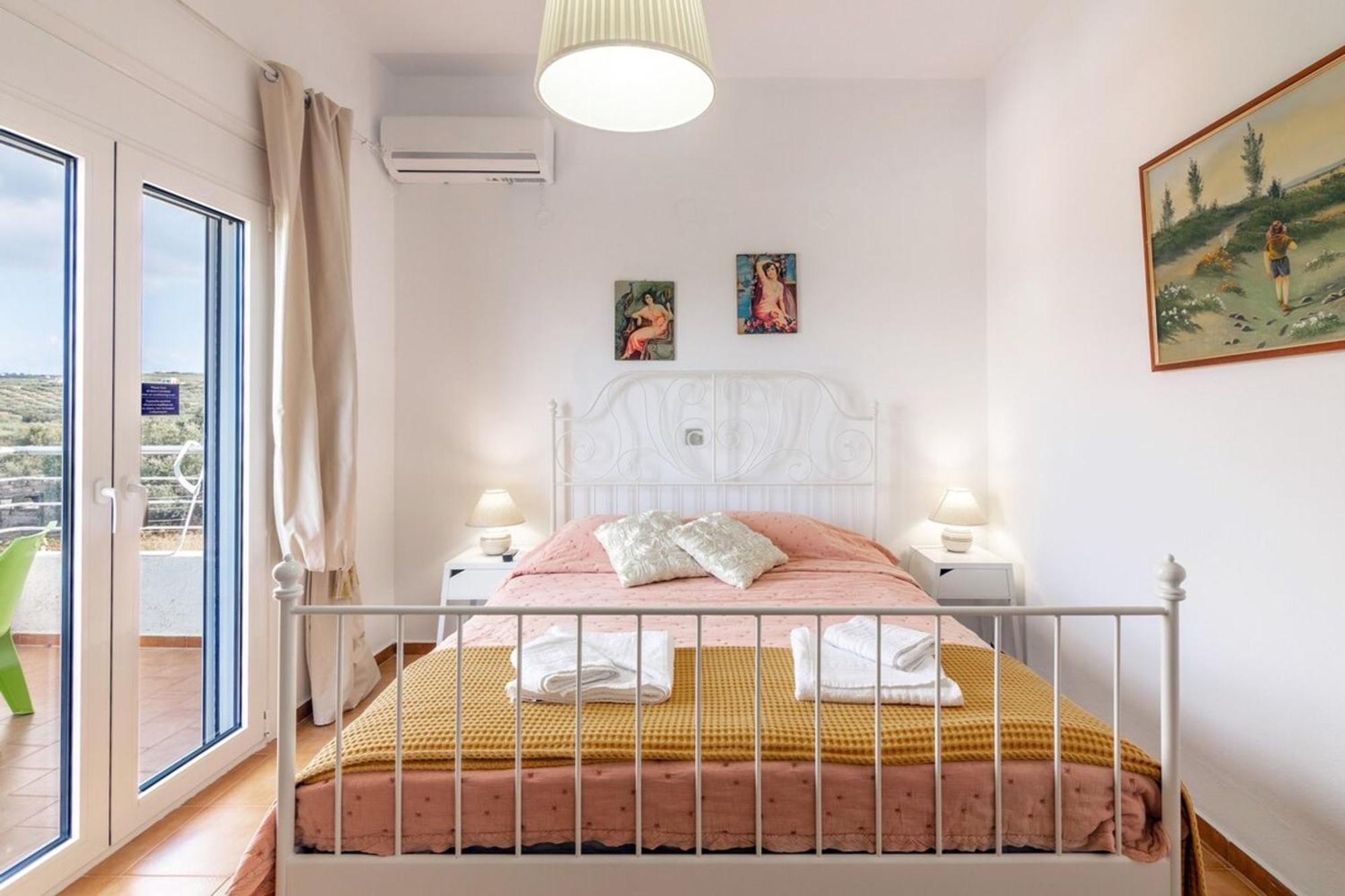 Amazing Villa Chrysanthi With Private Pool In Heraklion Epano Vathia 외부 사진